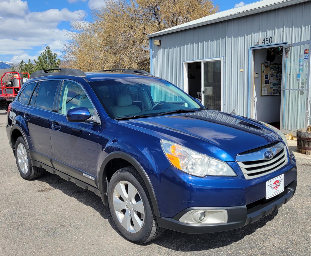 2011 Blue /Tan Subaru Outback Premium (4S4BRBGC7B3) with an 2.5L I4 engine, Automatic transmission, located at 450 N Russell, Missoula, MT, 59801, (406) 543-6600, 46.874496, -114.017433 - Nice One Owner AWD Outback. New Timing Belt and Water Pump. 2.5L I4 Engine. Automatic Transmission. Power Sunroof. Power Drivers Seat. heated Front Seats. Power Sunroof. Air. Cruise. Tilt. Power Windows and Locks. - Photo#4